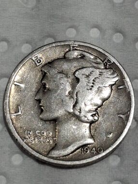 1940 Philadelphia Minted Silver Mercury Dime